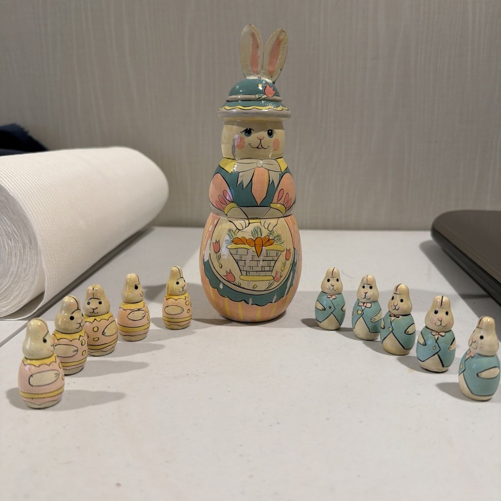 Midwest Of Cannon Falls 11 Pieces‎ Wooden Nesting Easter Bunny Rabbits READ